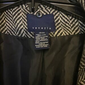 Venezia Black and White Herringbone Blazer